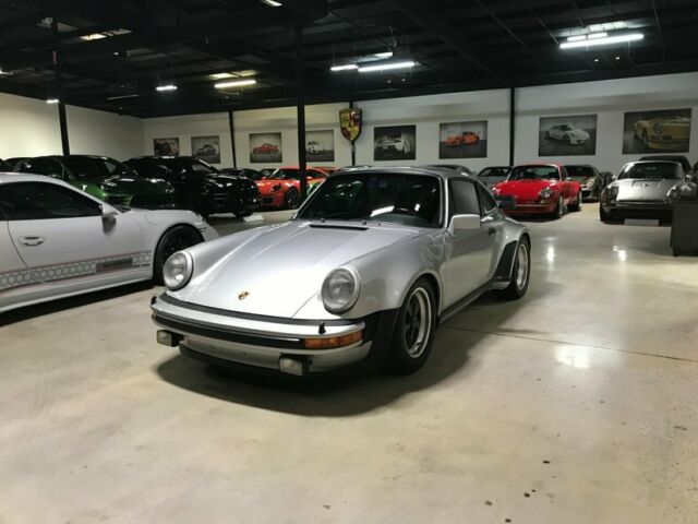 Porsche 911 1979 image number 23