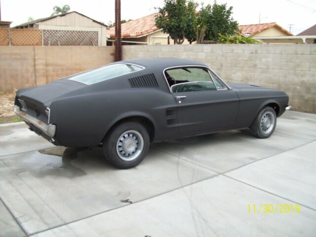 Ford Mustang 1967 image number 11