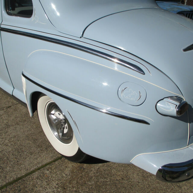 Ford DELUXE COUPE 1948 image number 1