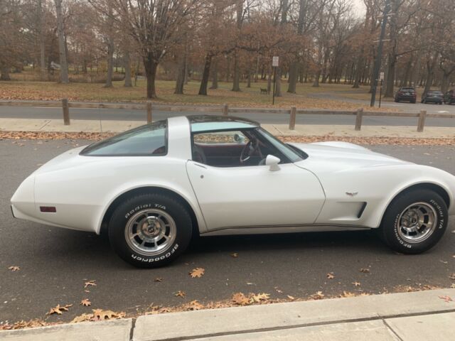 Chevrolet Corvette 1978 image number 23