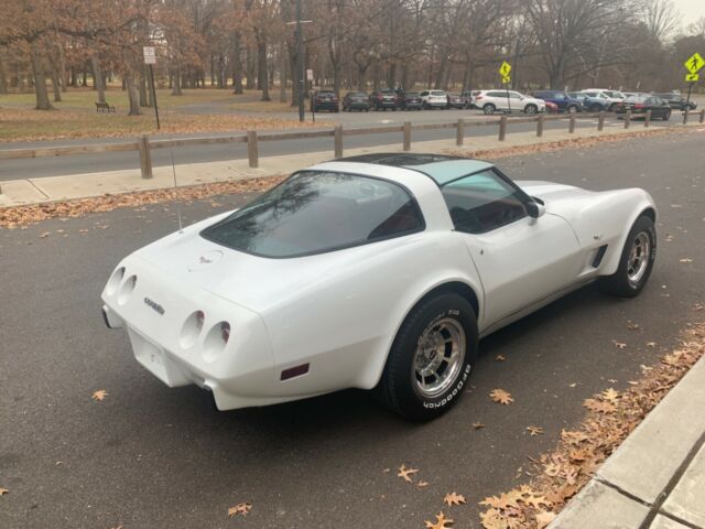 Chevrolet Corvette 1978 image number 3