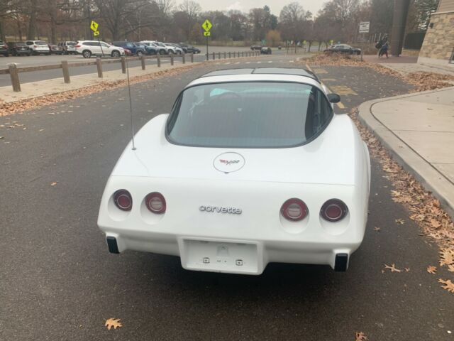 Chevrolet Corvette 1978 image number 4