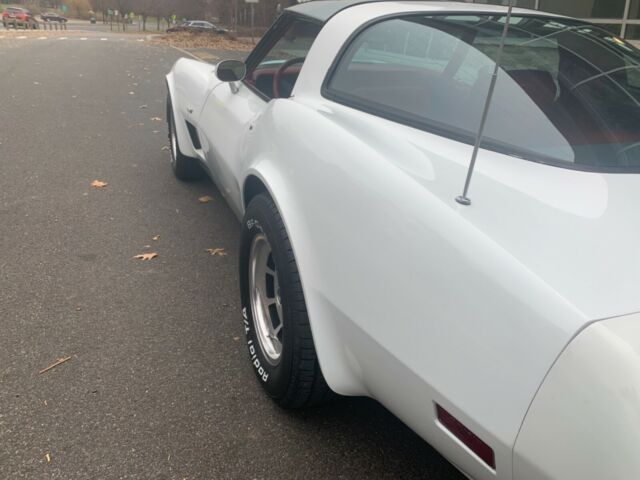 Chevrolet Corvette 1978 image number 9