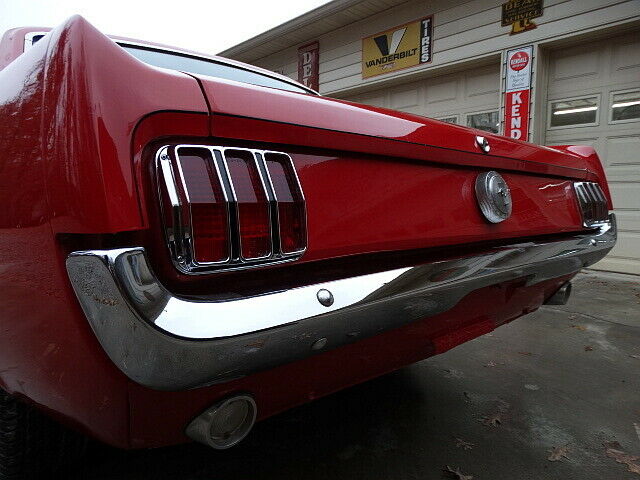 Ford Mustang 1966 image number 31