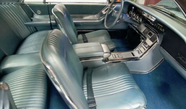 Ford Thunderbird 1964 image number 14