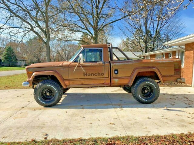 Jeep J10 1978 image number 0