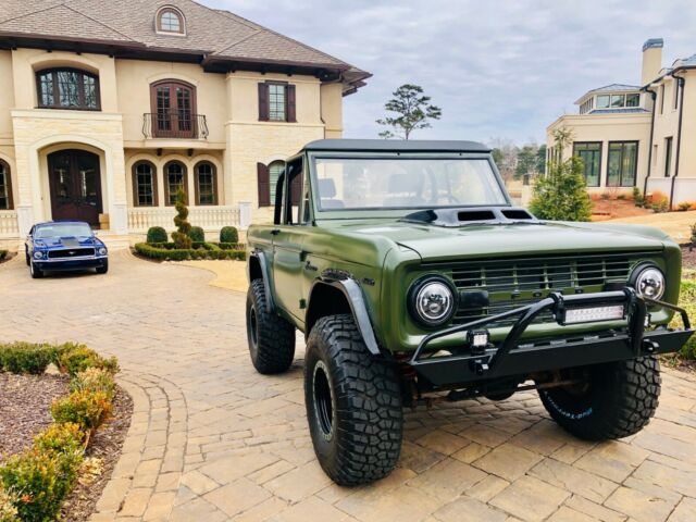 Ford Bronco 1976 image number 1