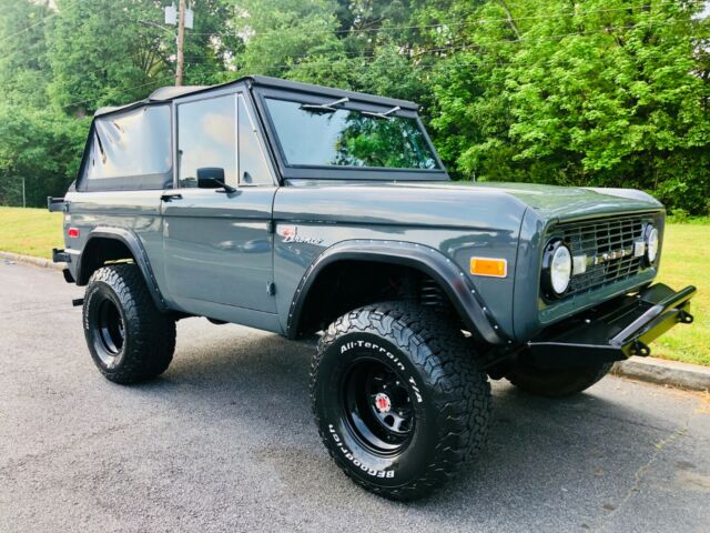 Ford Bronco 1976 image number 12