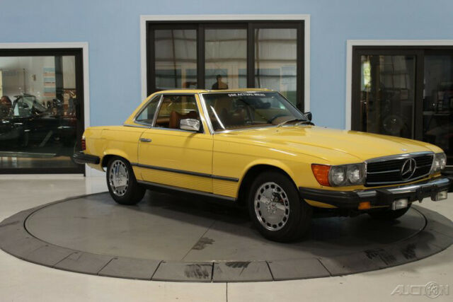 Mercedes-Benz 400-Series 1979 image number 30