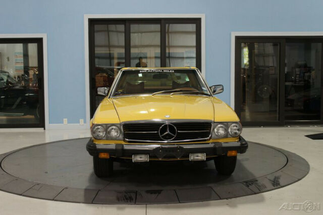 Mercedes-Benz 400-Series 1979 image number 7