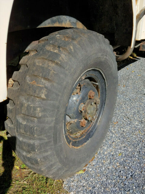 Dodge Power Wagon 1952 image number 33