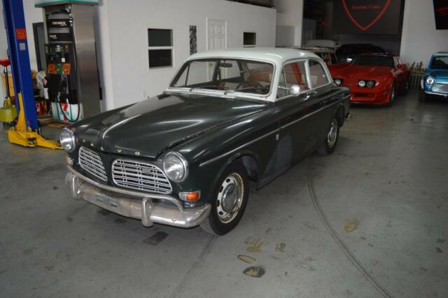 Volvo 122S 1966 image number 2