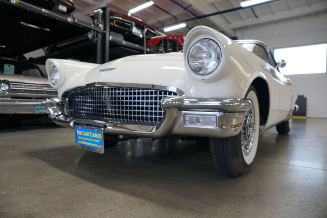 Ford Thunderbird F-Code Supercharged Convertible 1957 image number 28