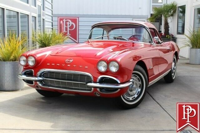 Chevrolet Corvette 1962 image number 0