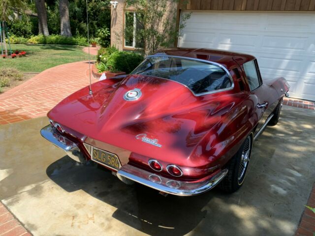 Chevrolet Corvette 1965 image number 16