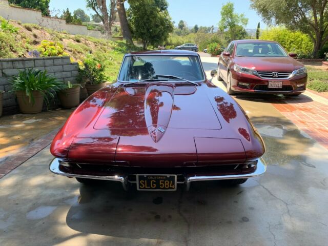 Chevrolet Corvette 1965 image number 18