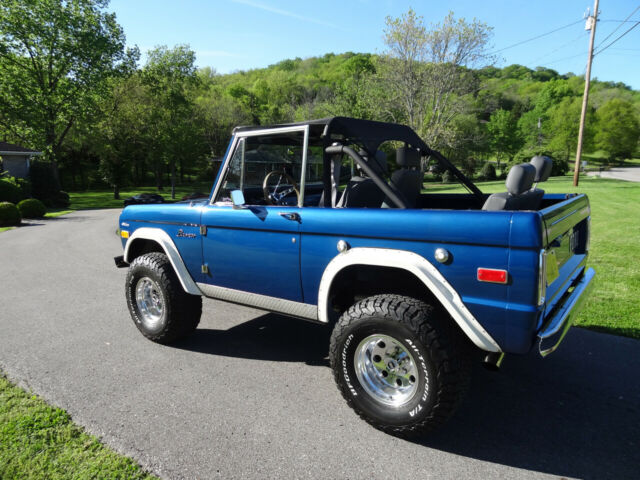 Ford Bronco 1976 image number 1