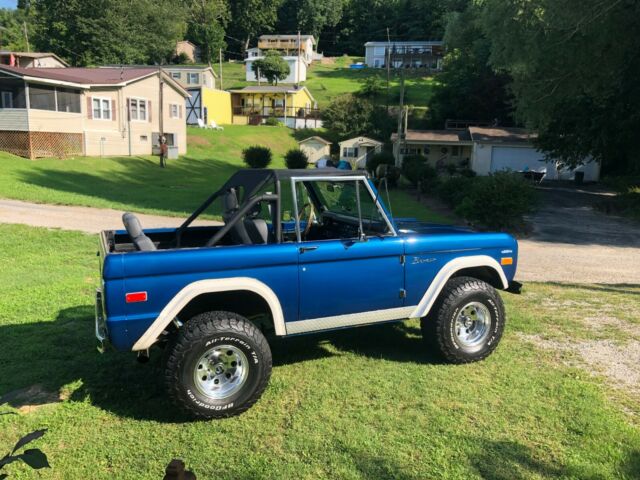 Ford Bronco 1976 image number 12