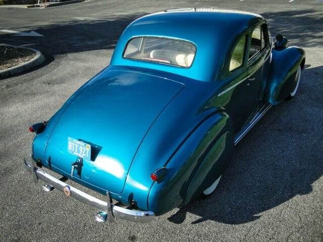 Pontiac Business Coupe 1939 image number 18