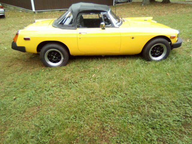 MG MGB 1978 image number 10