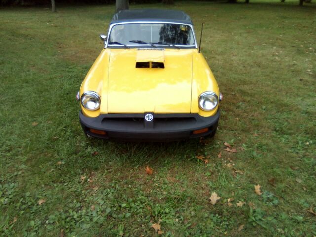 MG MGB 1978 image number 12