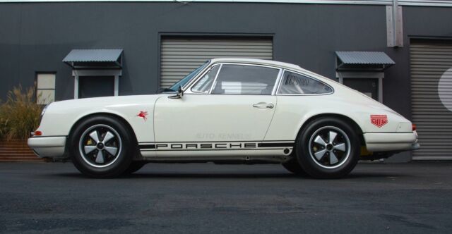 Porsche 911 1968 image number 20