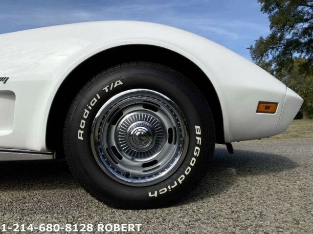 Chevrolet Corvette 1974 image number 34