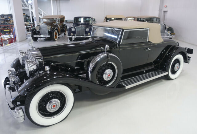 Packard Deluxe Eight 1932 image number 16