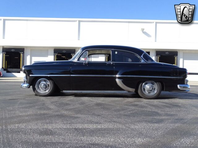 Chevrolet Bel Air/150/210 1953 image number 4