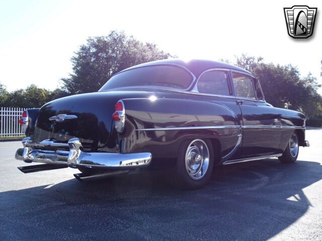 Chevrolet Bel Air/150/210 1953 image number 7