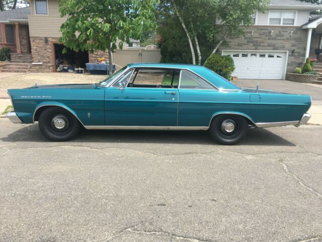 Ford Galaxie 1965 image number 25