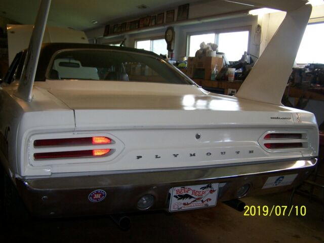 Plymouth Road Runner 1970 image number 30