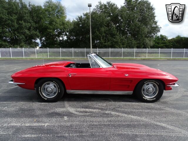 Chevrolet Corvette 1963 image number 11