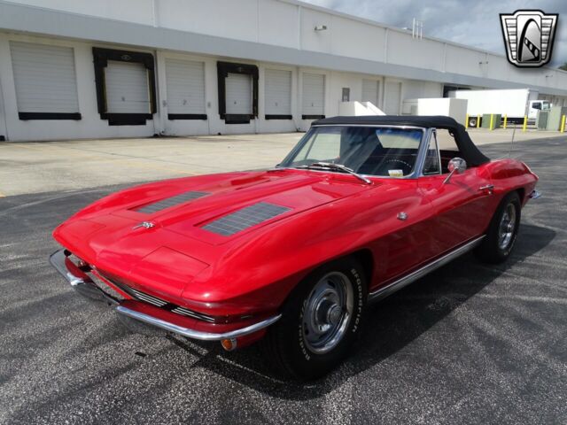 Chevrolet Corvette 1963 image number 45