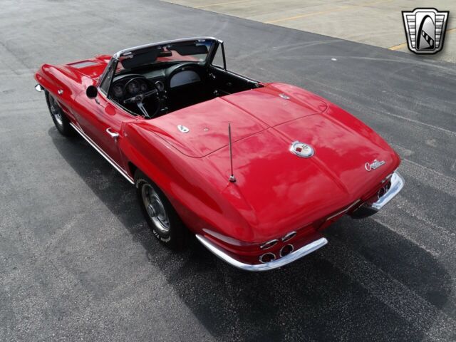 Chevrolet Corvette 1963 image number 9