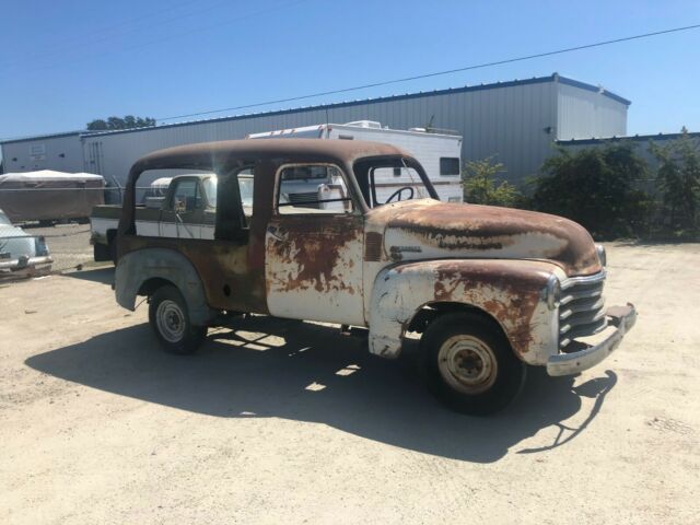 Chevrolet Suburban 1949 image number 1