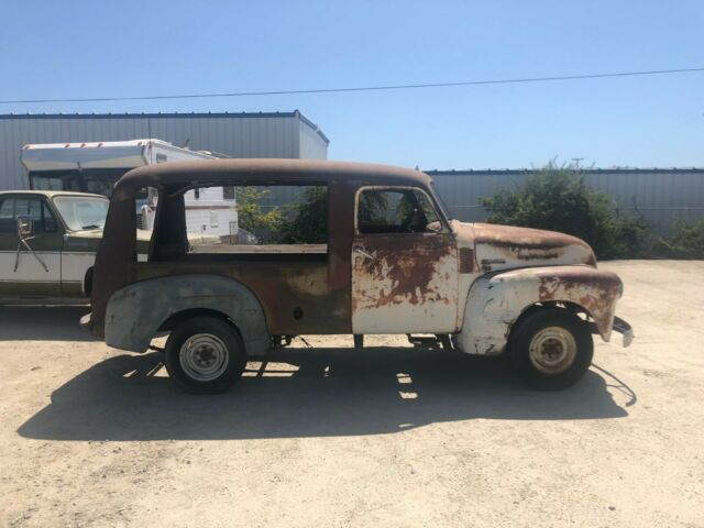 Chevrolet Suburban 1949 image number 13