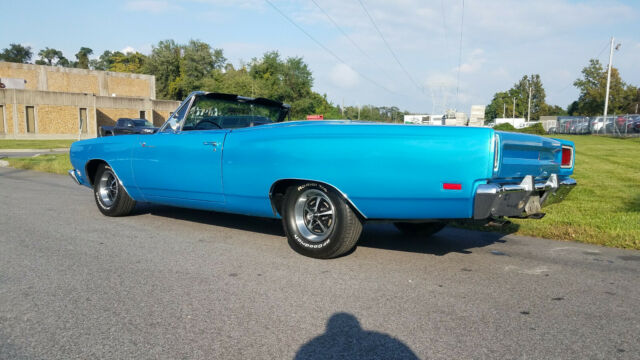 Plymouth Road Runner 1969 image number 38