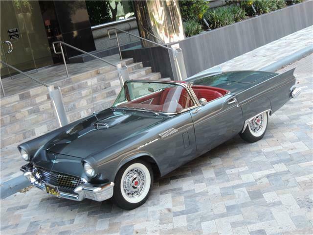 Ford Thunderbird 1957 image number 0