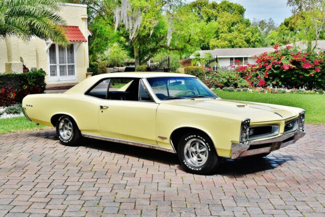 Pontiac GTO 1966 image number 0