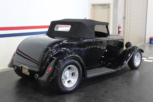 Ford Roadster 1932 image number 13