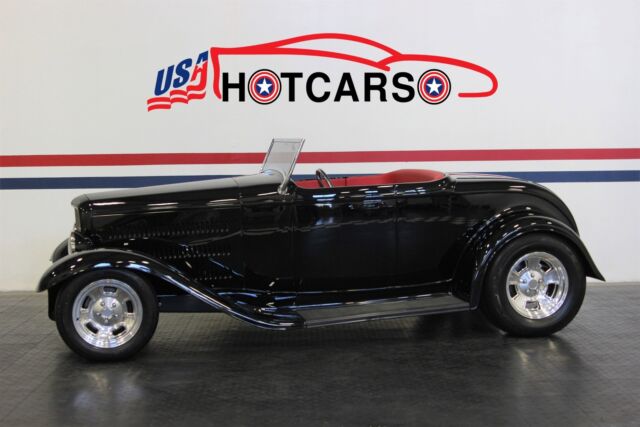 Ford Roadster 1932 image number 2