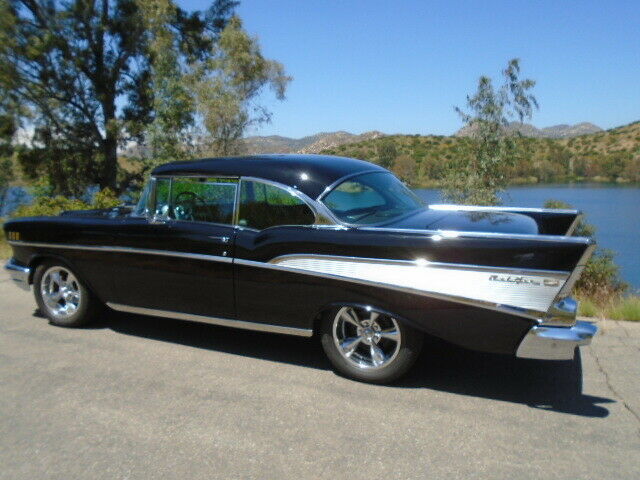 Chevrolet Bel Air/150/210 1957 image number 21