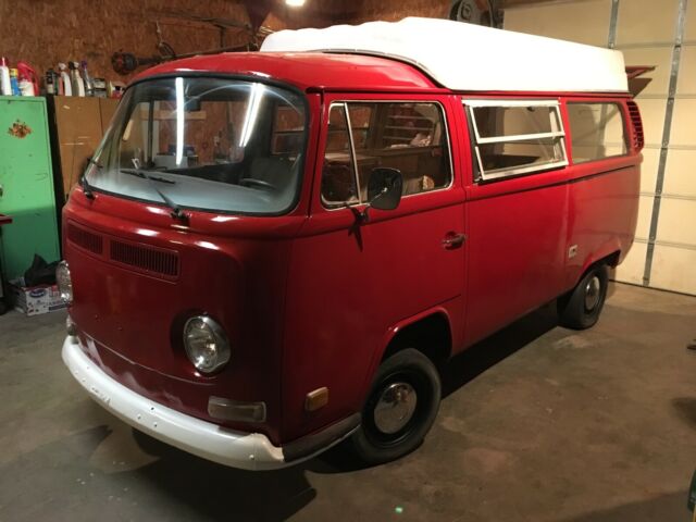 Volkswagen Bus/Vanagon 1972 image number 2