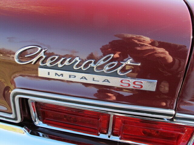 Chevrolet Impala 1966 image number 28