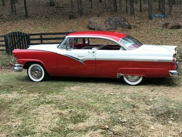 Ford Fairlane 1956 image number 18