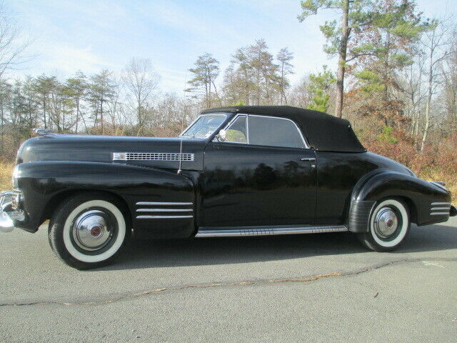 Cadillac Series 62 1941 image number 1