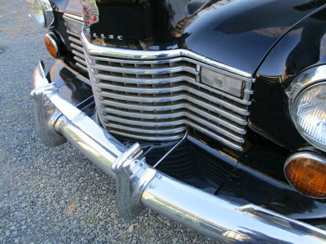 Cadillac Series 62 1941 image number 17