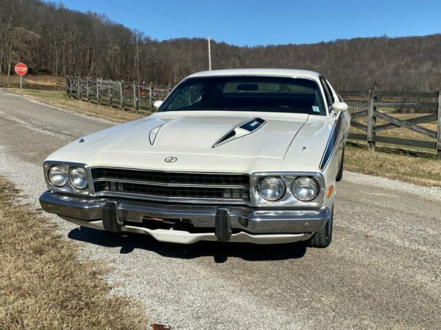 Plymouth Road Runner 1974 image number 27