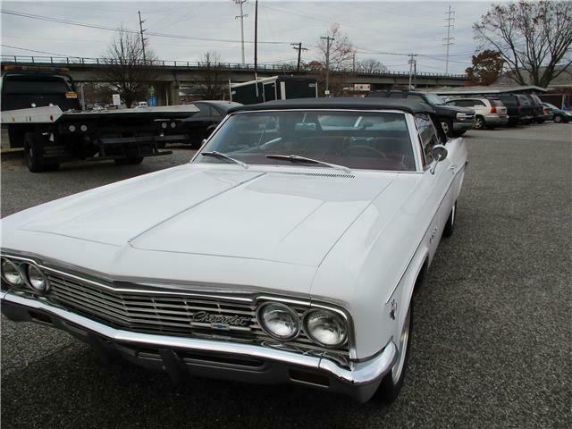 Chevrolet Impala 1966 image number 31